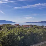 Mediterranes Nur 470 Meter Zum Mit Meerblick, Babybett, Grill Apartment *