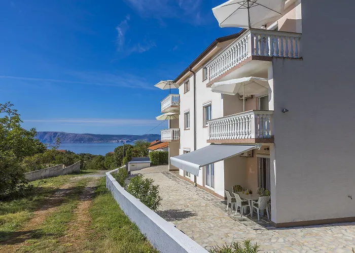 Mediterranes Nur 470 Meter Zum Mit Meerblick, Babybett, Grill Повиле