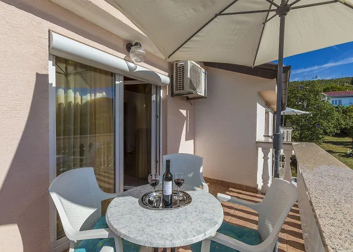 Mediterranes Nur 470 Meter Zum Mit Meerblick, Babybett, Grill