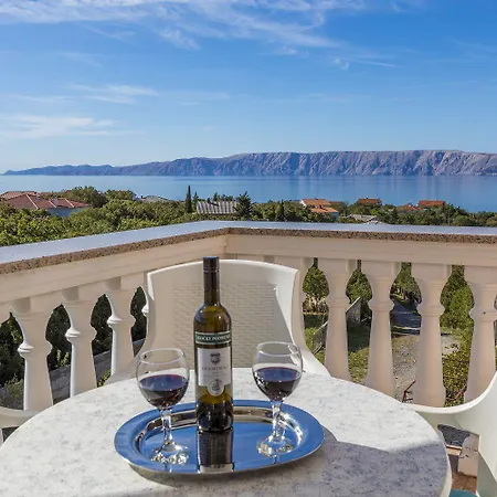 Mediterranes Nur 470 Meter Zum Mit Meerblick, Babybett, Grill