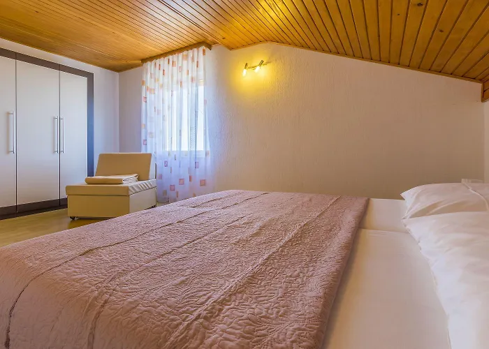 Mediterranes Nur 470 Meter Zum Mit Meerblick, Babybett, Grill Διαμέρισμα Povile