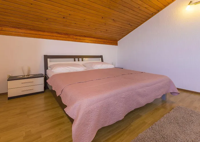 Mediterranes Nur 470 Meter Zum Mit Meerblick, Babybett, Grill Διαμέρισμα Povile